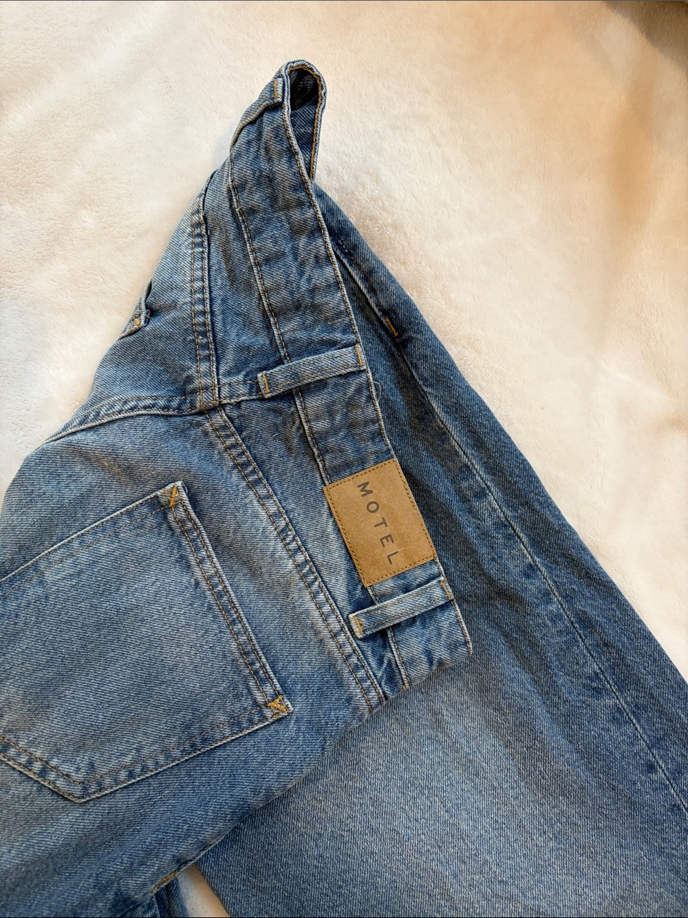 Motel Rocks Wide-Leg Denim Jeans in Blue Wash - Picture 3 of 3
